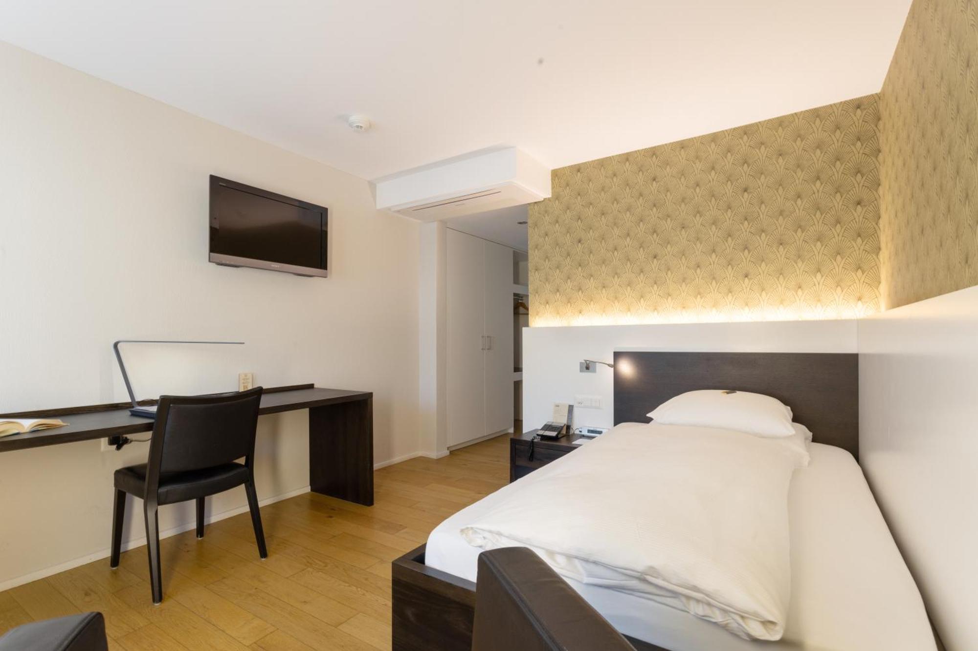 เอบีซี สวิส ควอลิตี้ Hotel คูร์ ภายนอก รูปภาพ